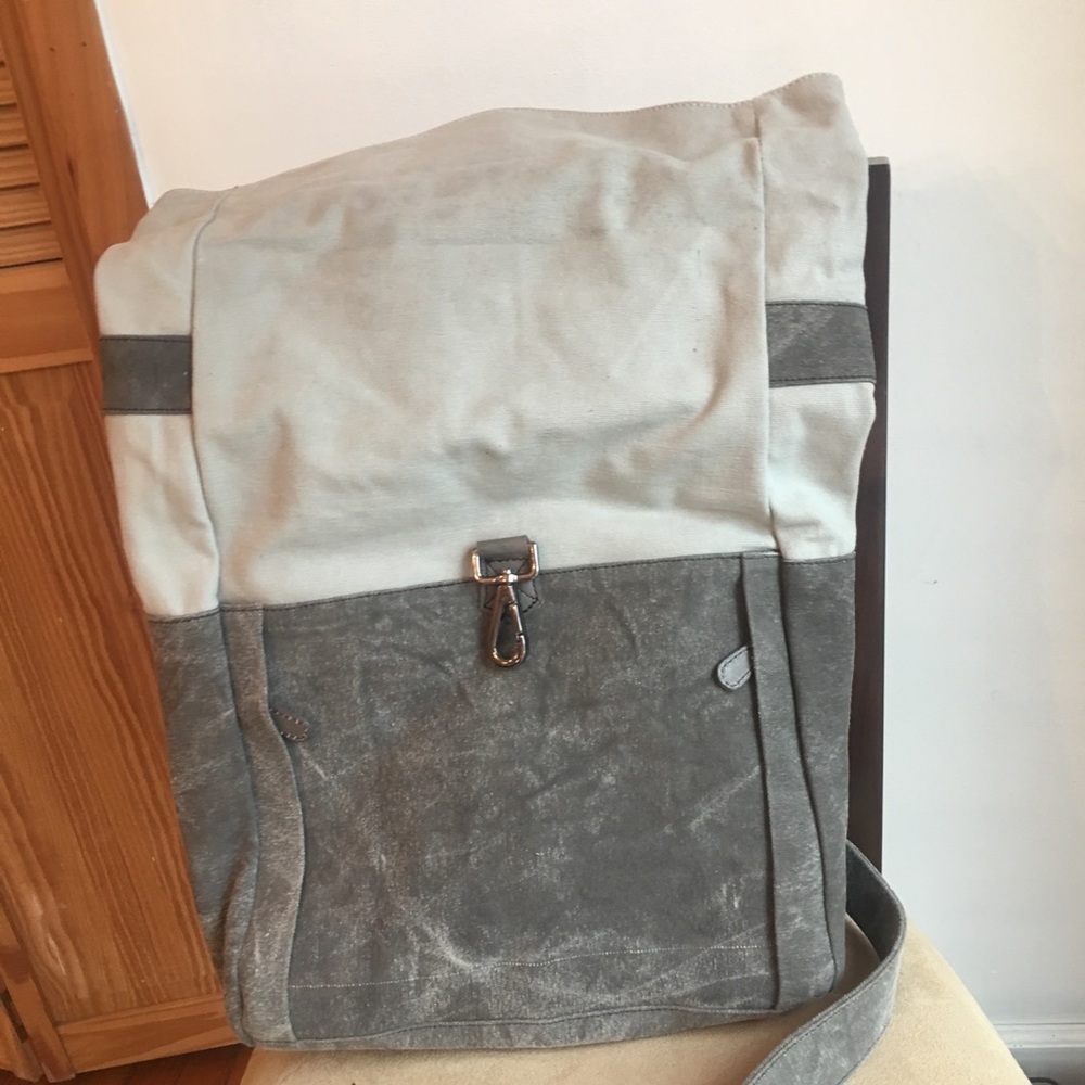 Backpack SOLD - Picture 4 of 6